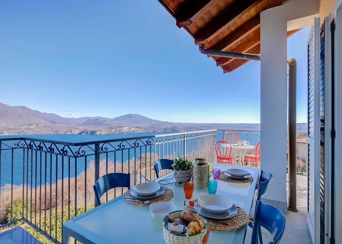公寓 Penthouse The Magnifique View - Happy 斯特雷萨