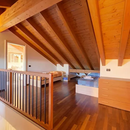 Penthouse The Magnifique View - Happy Стреза